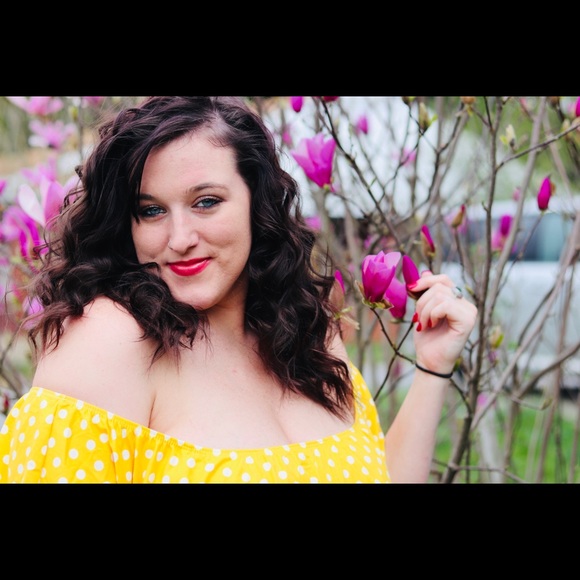 Meet your Posher, Ashley - Picture 1 of 1